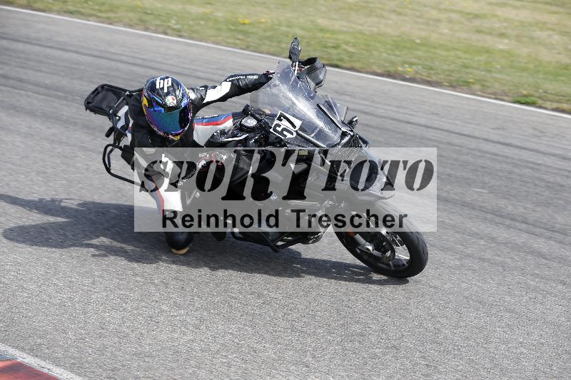 Archiv-2025/05 14.04.2025 Plüss Moto Sport ADR/Einsteiger/67